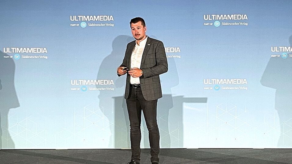 Patrick Zank on stage talking about EU Battery Regulation & Battery Passport at The Automotive Battery – Key Technology for Electric Vehicles 9th - 10th July 2025