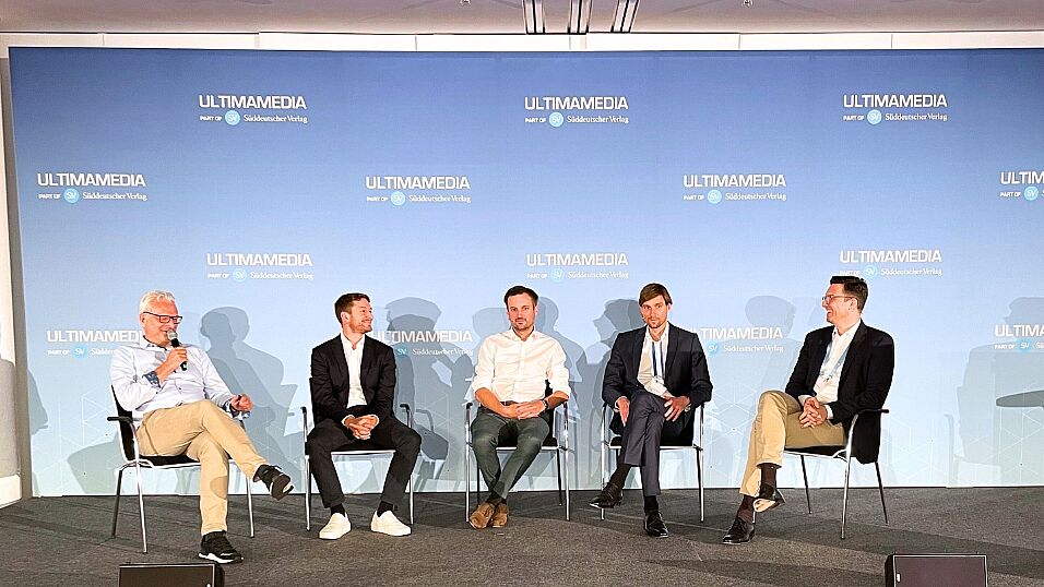 Final Paneldiscussion with 1 Chairman: Peter Gresch 2 Dr. Matthias Ballweg, Co-Founder, CIRCULAR REPUBLIC by Unternehmer TUM 3 Matthias Breidenbach, Head of Business Development, cylib GmbH 4 Steffen Hinderer, Director, BHS Sonthofen GmbH 5 Dr. Dominik Lembke, Chief Business Development Officer, LIBREC AG at The Automotive Battery – Key Technology for Electric Vehicles 9th - 10th July 2025